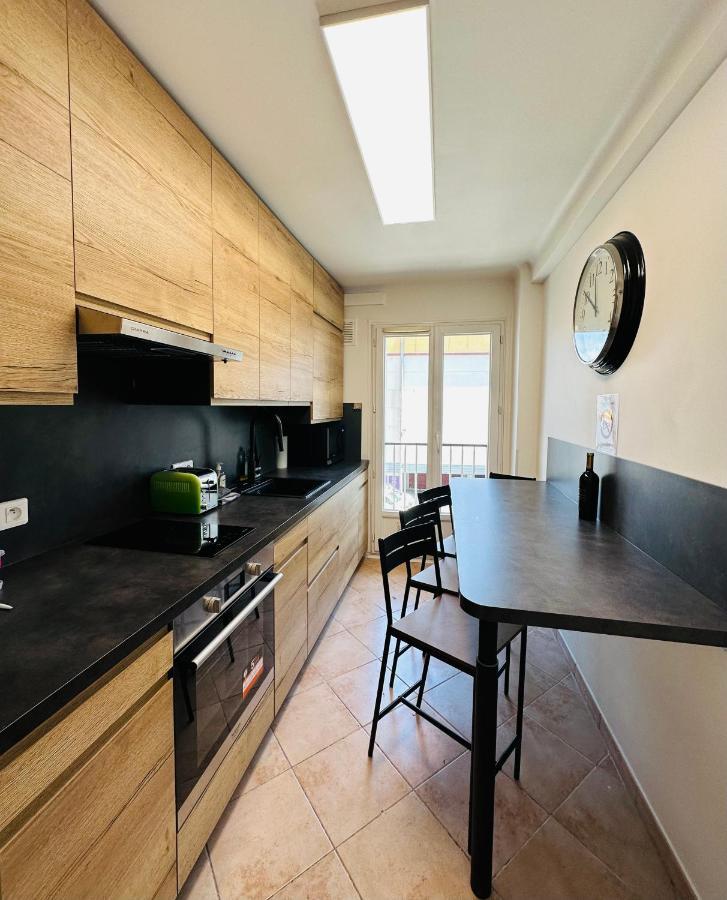 The Nice - 3 Rooms, 3Air Cond, 3Tv, 3Fans, 2 Wc, Wifi Everywhere 5Min Aeroport, Train, Beach, 1Min Tram, 15 Min Centre, Port, Parking Possible מראה חיצוני תמונה