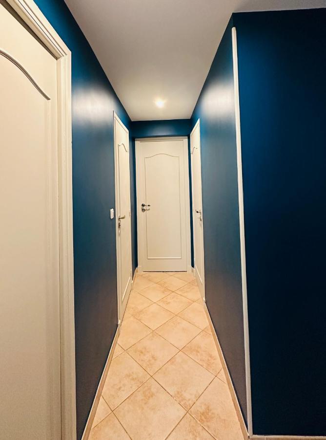 The Nice - 3 Rooms, 3Air Cond, 3Tv, 3Fans, 2 Wc, Wifi Everywhere 5Min Aeroport, Train, Beach, 1Min Tram, 15 Min Centre, Port, Parking Possible מראה חיצוני תמונה